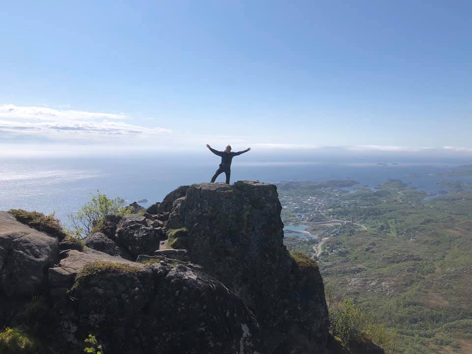 Tågsemester till Lofoten i midsommartid